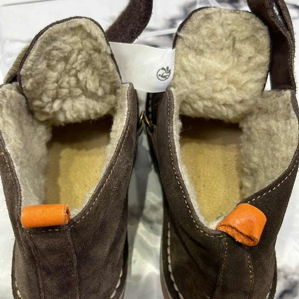 Boden boys suede